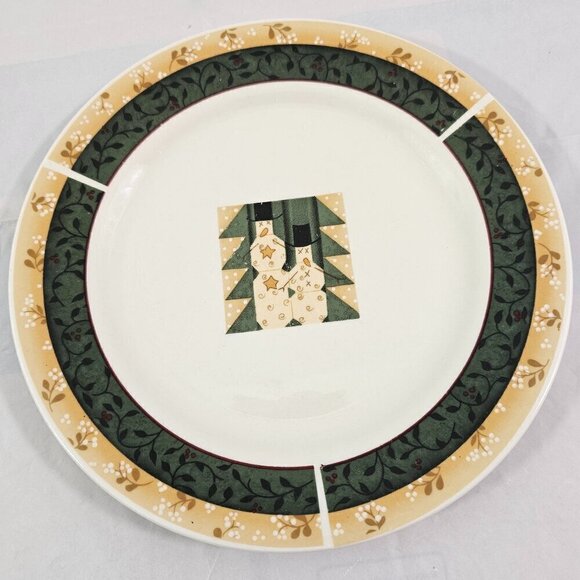 Sakura Majesticware Christmas Patch Stoneware Salad Luncheon Plates – Set of 4 - Picture 12 of 15